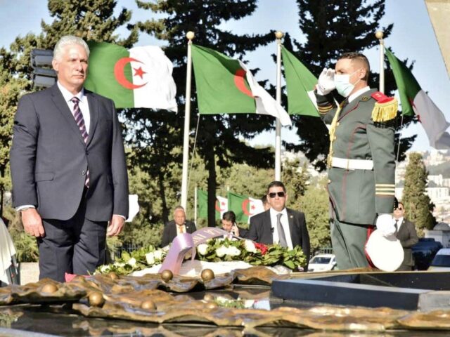 Cuban President pays visit to Great Mosque of Algiers (Djamaa El-Djazair)