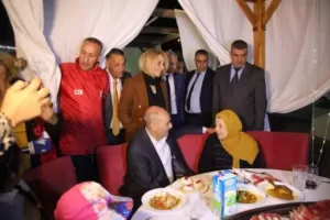 President of Algerian Red Crescent Hamlaoui honored by Tipaza's Governor