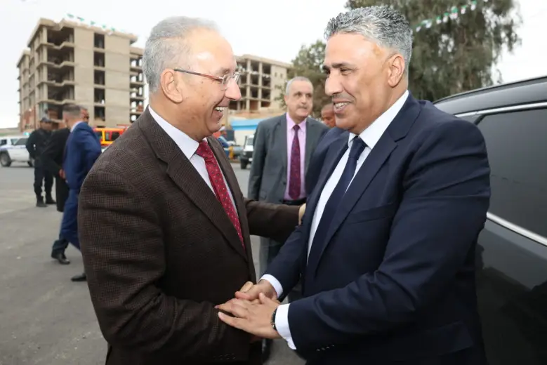 Minister of Housing Belaribi on Inspection Visit to Tissemsilt