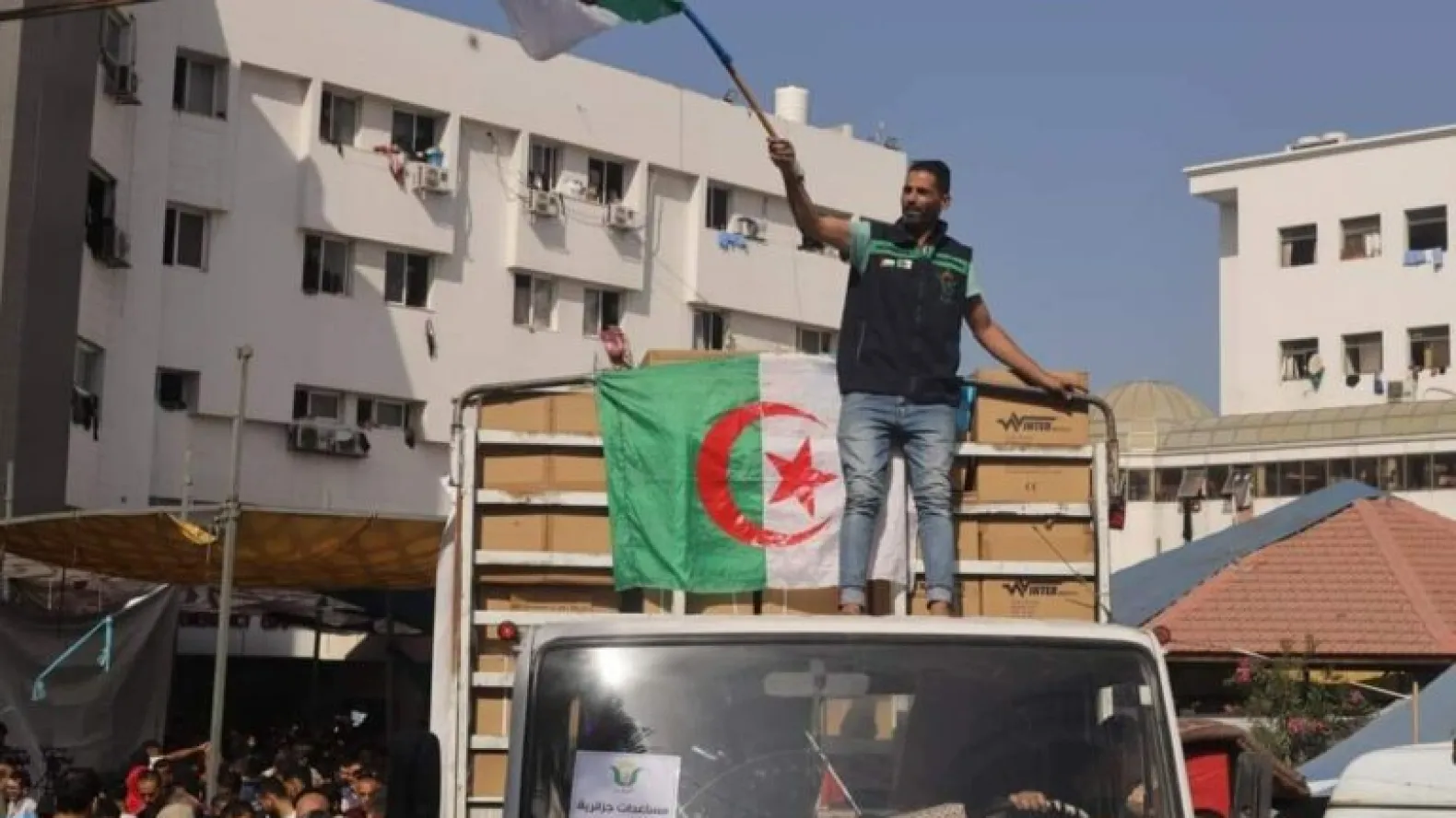 Algerian Citizen Donates Car Proceeds to Support Gaza Relief Efforts Led by El Baraka Association