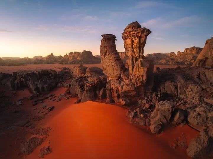 American Photographer Andrew Studer Releases Hollywood-Like Video of Algerian Desert (Video)