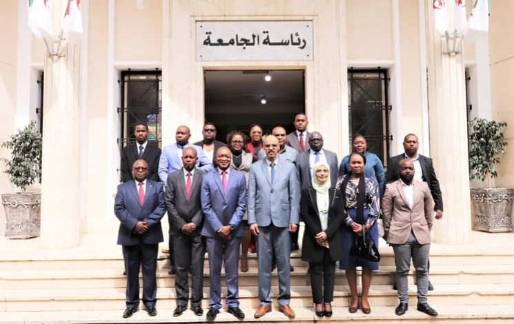 Zambian Minister of Education Visits University of Algiers 1: Medical Cooperation in Sight