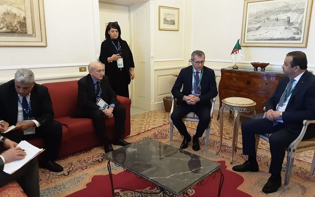 Discussions between Algerian Energy Minister Arkab, Edison CEO on Hydrogen, Electricity Transport to Italy