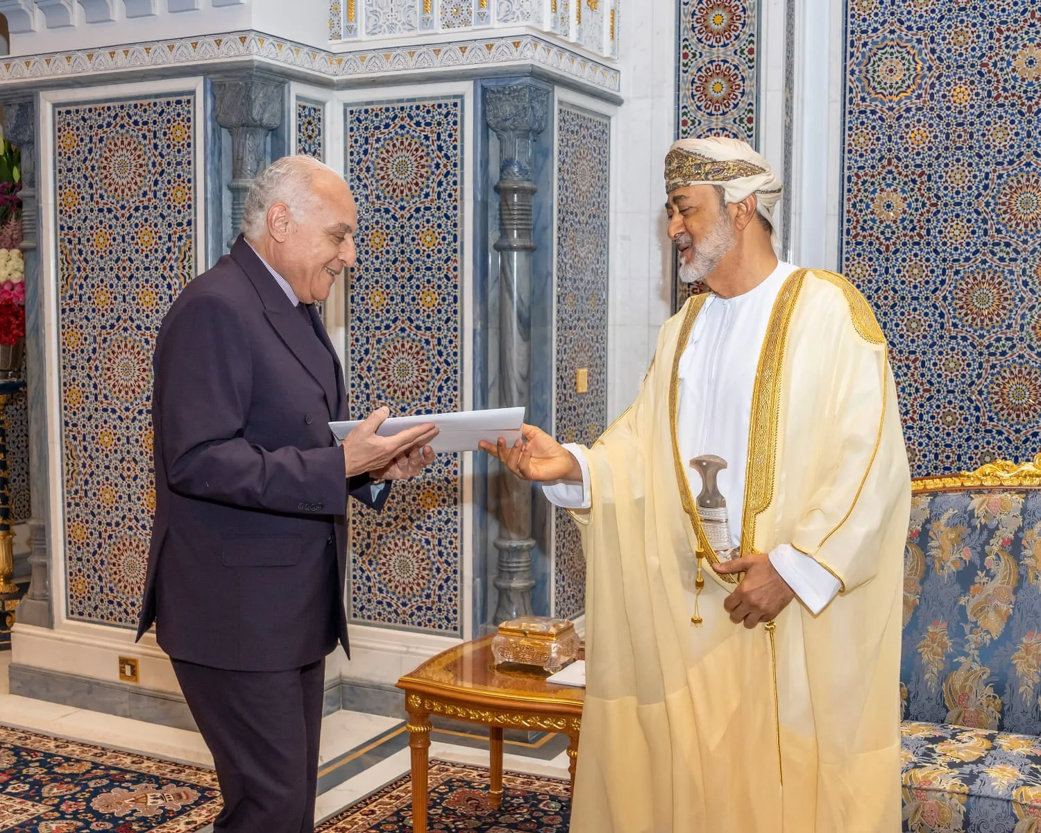 Algeria-Oman: FM Attaf Delivers Written Message from President Tebboune to Sultan Haitham bin Tariq