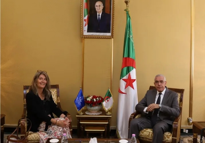 Algerian Justice Minister Tabi Meets with President of French Higher Council of Notaries