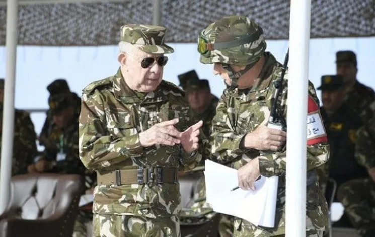 General Saïd Chanegriha Supervises Tactical Exercise with Live Ammunition