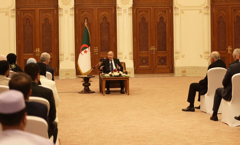 President Tebboune Strengthens Bonds with Algerian Diaspora During State Visit to Oman