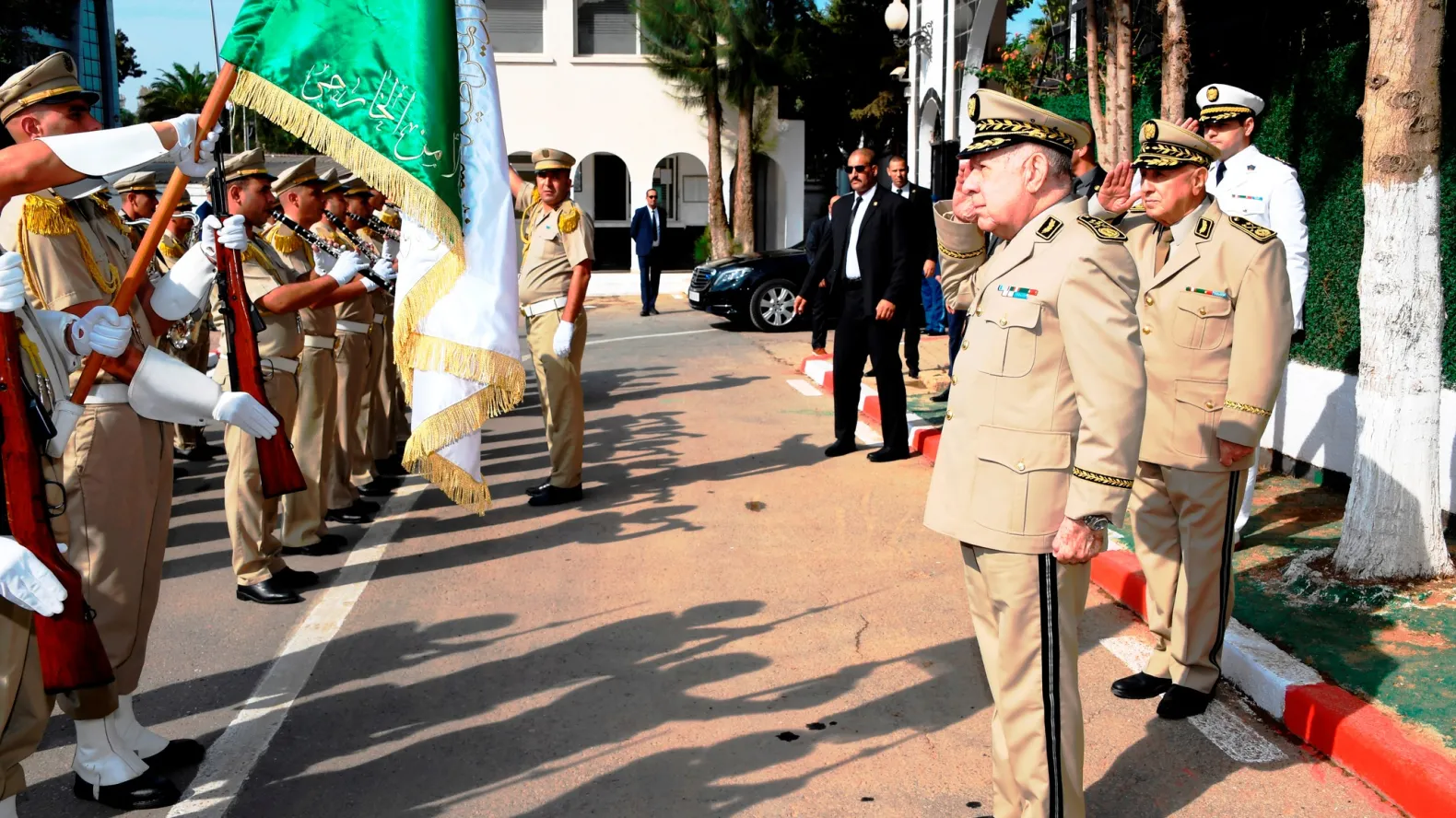 General Saïd Chanegriha Embarks on Official Visit to Italy to Bolster Military Cooperation