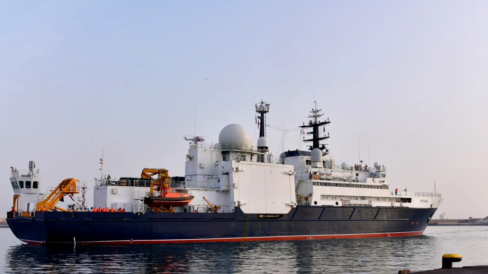 Russian Research Vessel "Yantar" Docks at Algiers Port