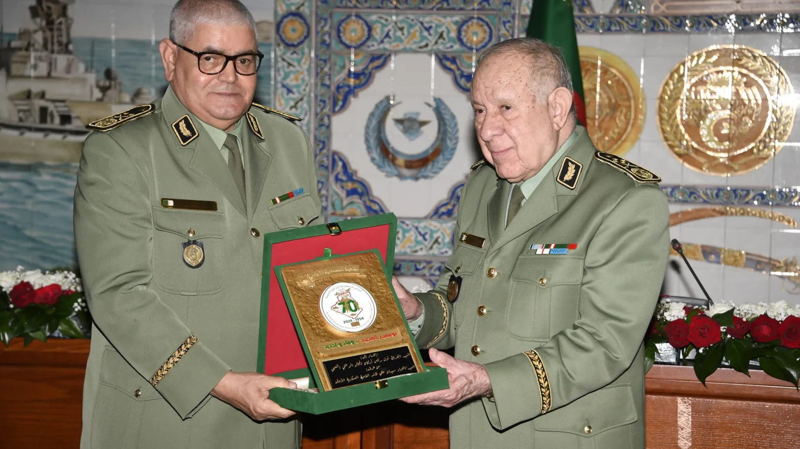 General Said Chanegriha Oversees Ceremony Honoring ANP Officers Participating in the 70th Liberation Revolution Parade