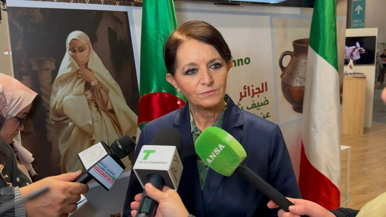 The 28th International Crafts Selling Exhibition: Minister Houria Meddahi Highlights Algeria’s Rich Heritage and Strengthens Bilateral Ties with Italy