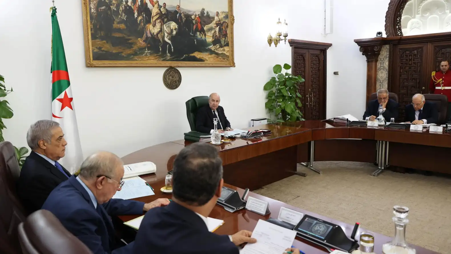 Algerian Council of Ministers Approves Special Status Projects for Education and Health Sectors, Elevates Administrative Divisions