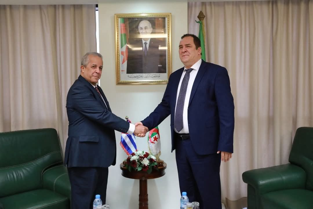 Algerian Minister of Communication Meets Cuban Ambassador to Bolster Strategic Media Partnerships