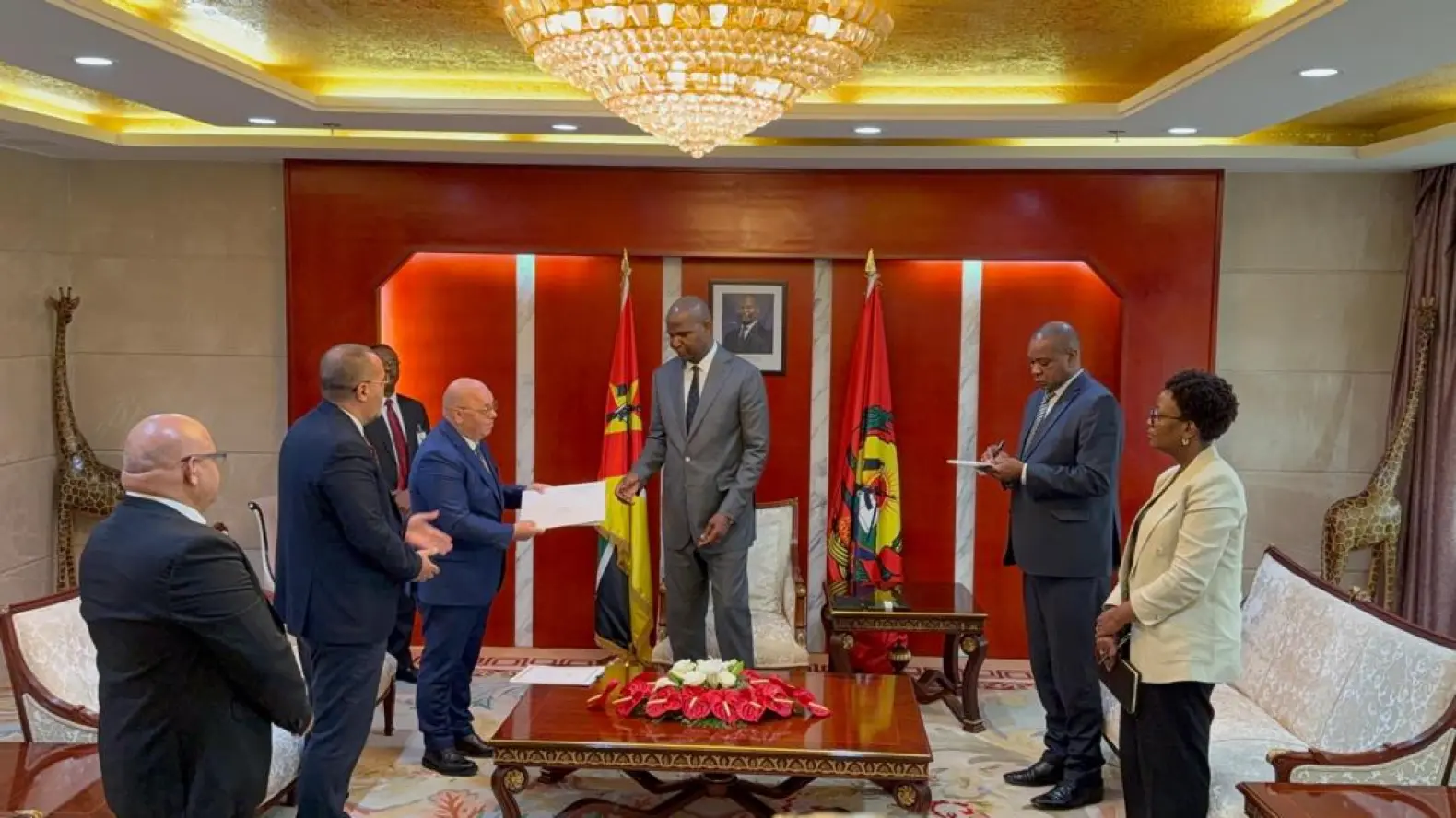 President Tebboune Sends a Special Message to Mozambique’s President, Strengthening Bilateral Ties