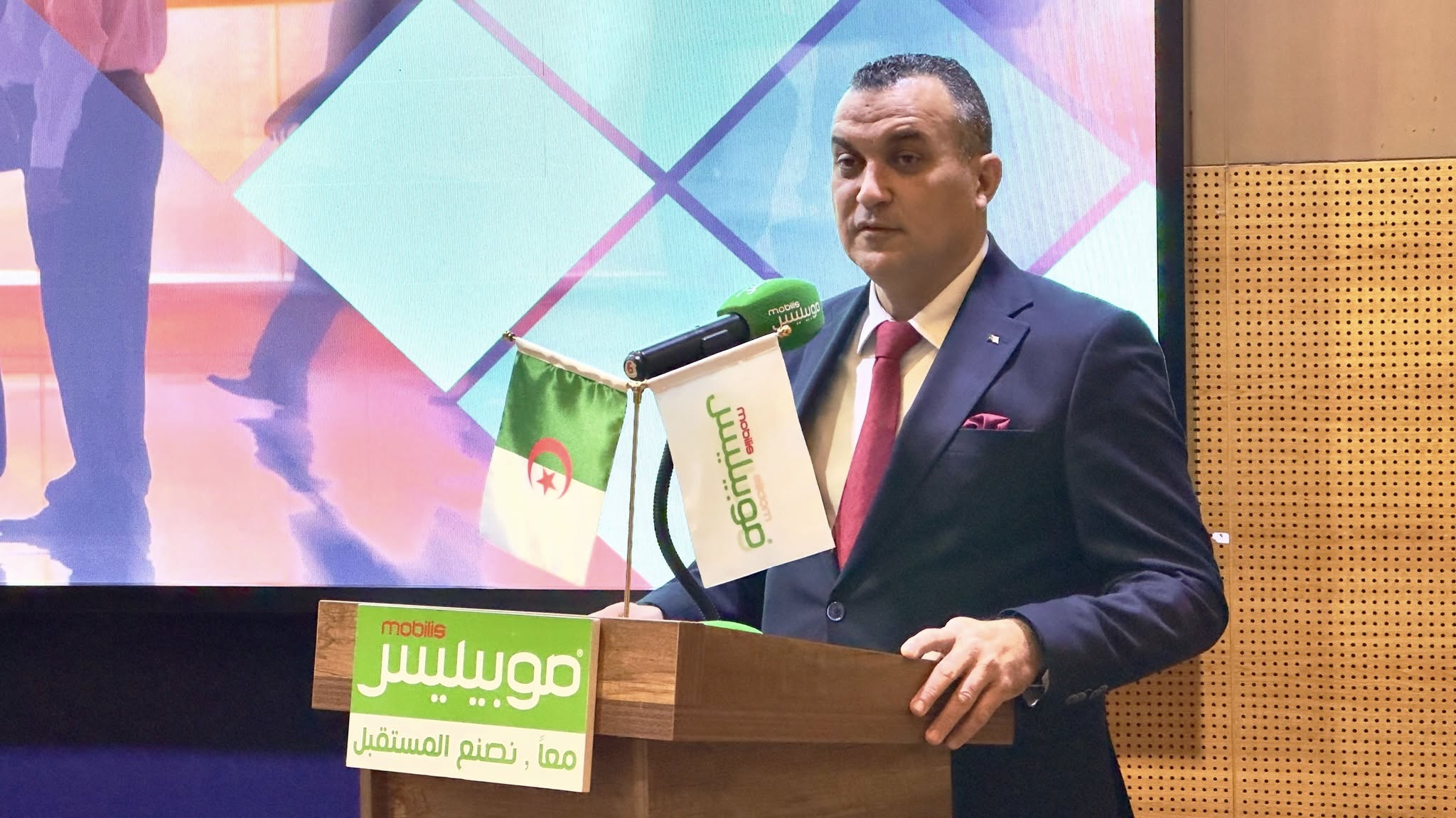 Minister Sid Ali Zerrouki Conducts Field Visit to Mobilis, Reinforcing Commitment to Digital Transformation