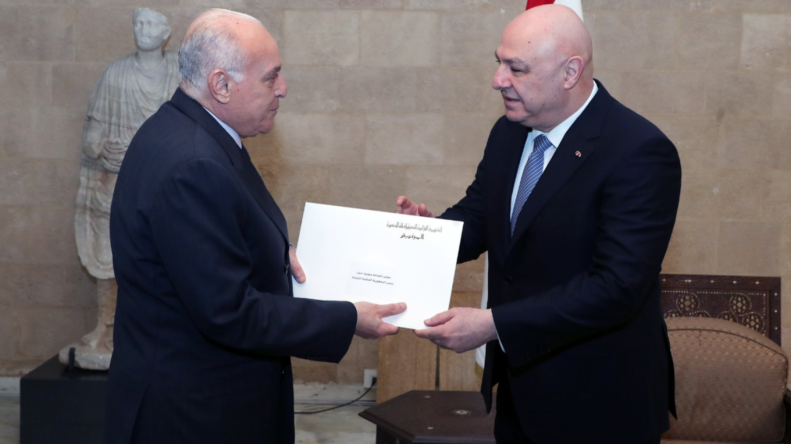 Algeria Reaffirms Unwavering Support for Lebanon: Minister Ahmed Attaf Delivers Presidential Message to Lebanese President Joseph Aoun